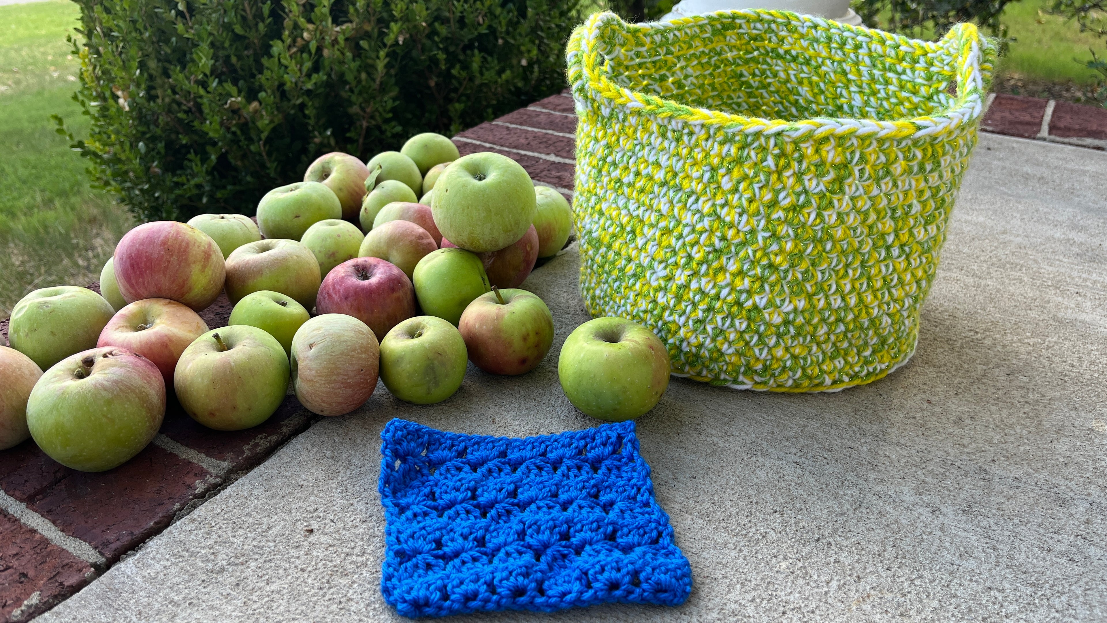 Everyday Basket Pattern - Digital Download PDF Crochet Pattern - Storage Organizer