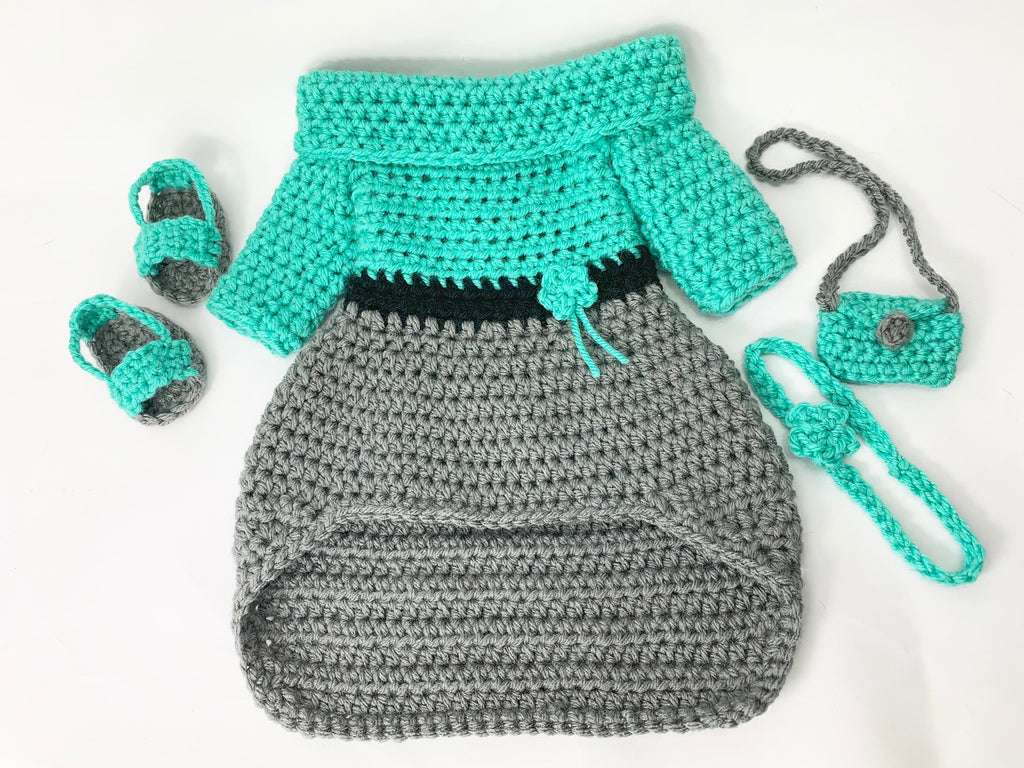 18" Doll formal dress Crochet pattern, 18 inch Doll off the shoulder dress crochet pattern, PDF, 18" doll headband, doll sandals, doll purse