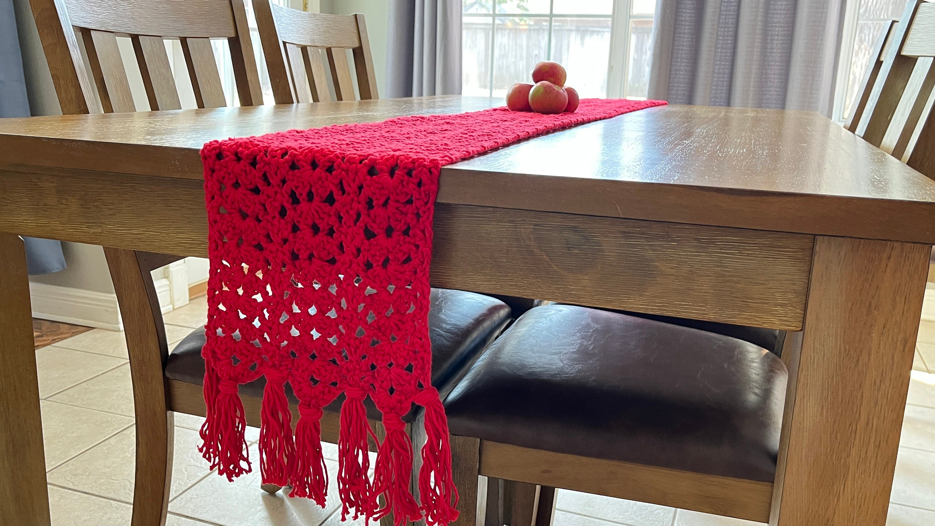 Crochet table runner Pattern, Crochet PDF Pattern, crochet holiday, crochet home decor, crochet gifts, kitchen table, christmas