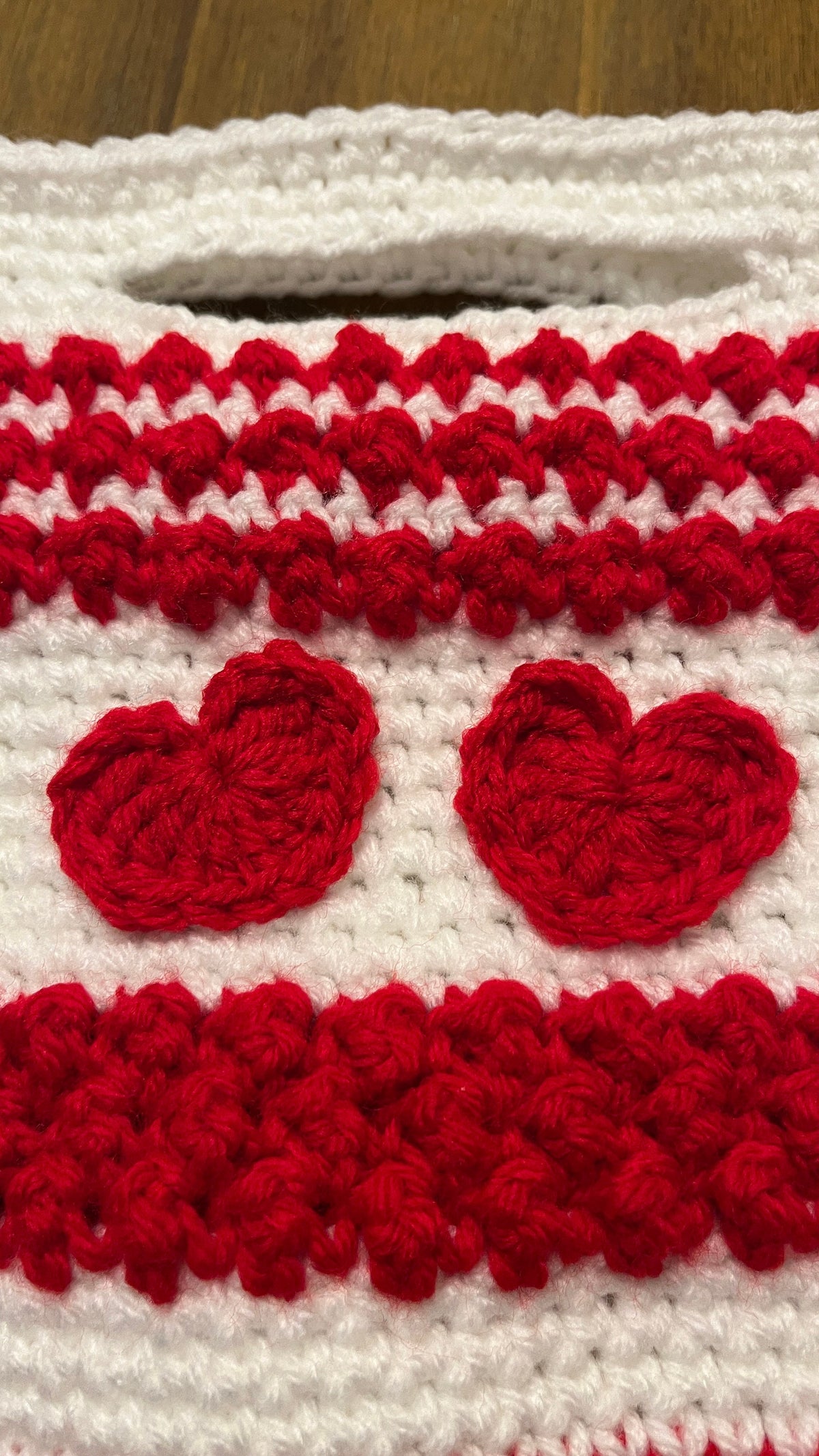 Valentine Gift Bag Crochet Pattern, Crochet gift bag, crochet pattern, crochet, crochet heart, red, white