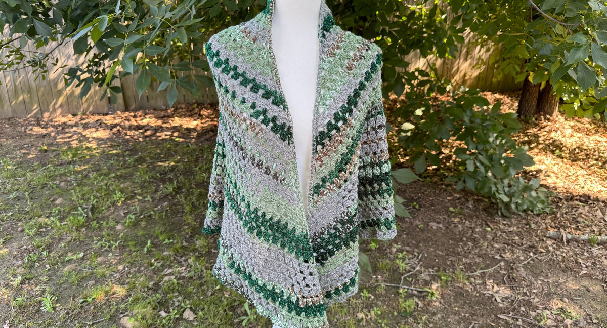 Shawl Crochet Pattern, Everly Shawl Pattern, PDF pattern, pattern to crochet a shawl, women's shawl,